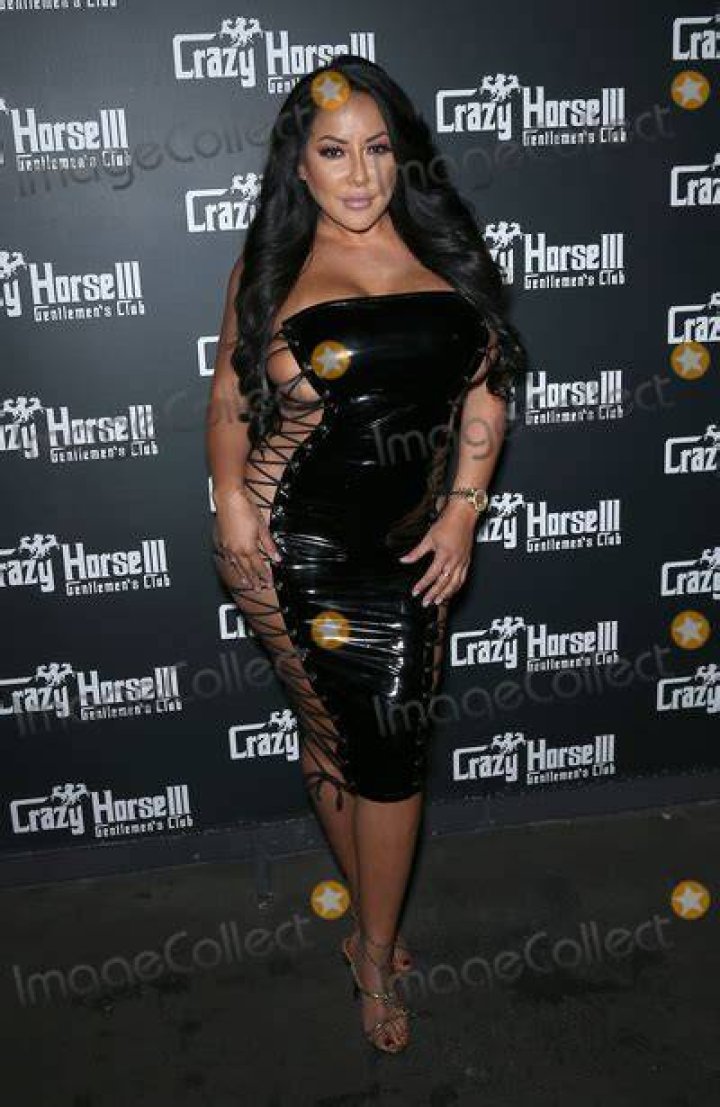 Kiara Mia, BBB LoveKiara Mia hosts party at Crazy Horse 3 Gentlemen's Club, Las Vegas, USA - 09 Nov 2018Adult Film Star Kiara Mia hosts late night party at Crazy Horse III in Las Vegas