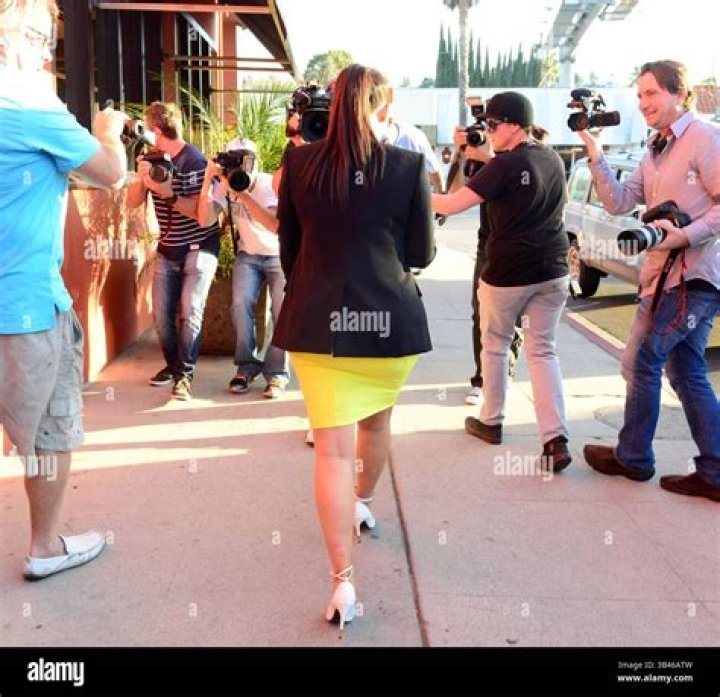 Kim filming &lsquo;Keeping Up With The Kardashians&rsquo;