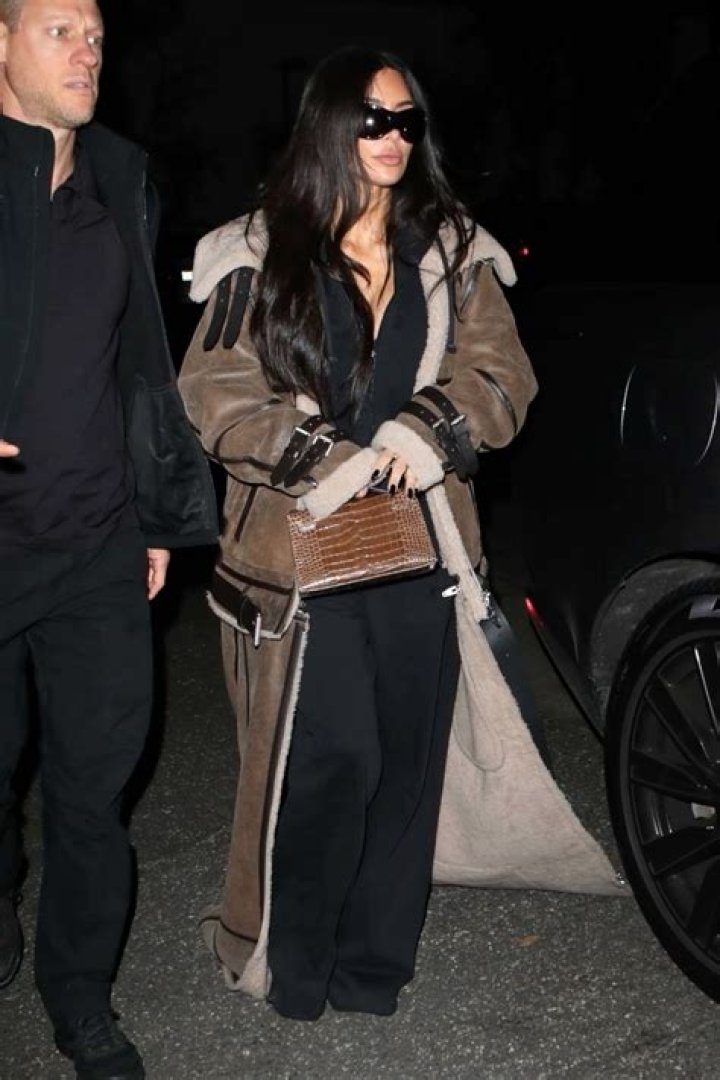 kim-k-jan-25