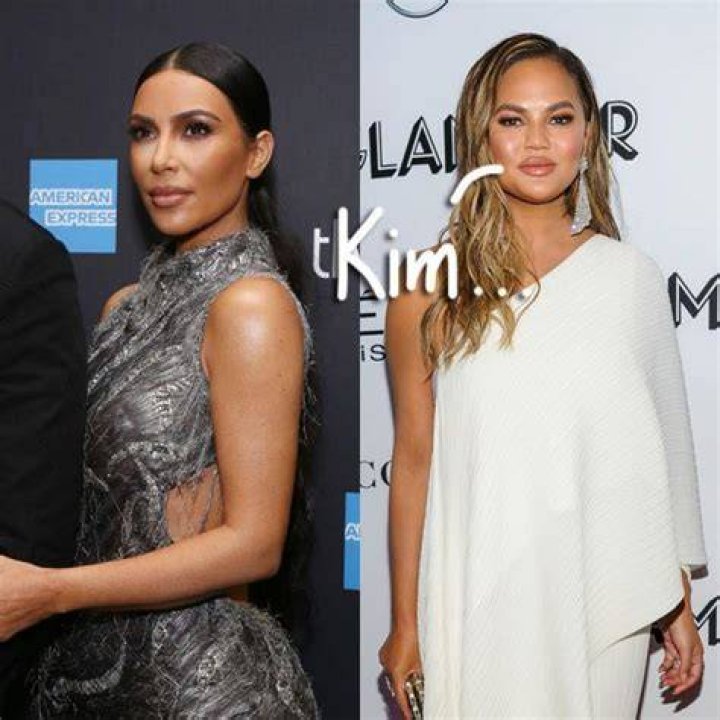 Kim Kardashian & Chrissy Teigen (FameFlyNet)