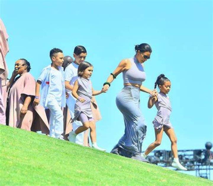 kim-kardashian-coachella-sunday-service