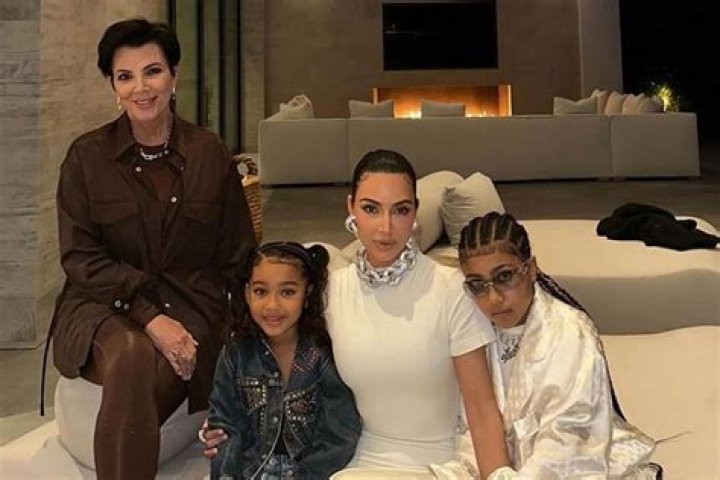 Kim Kardashian & Her Daughters In New York
