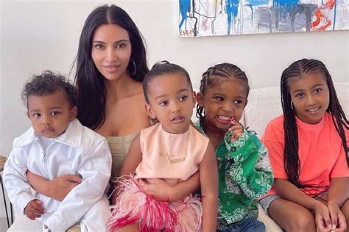 Kim Kardashian & Kids In Armenia