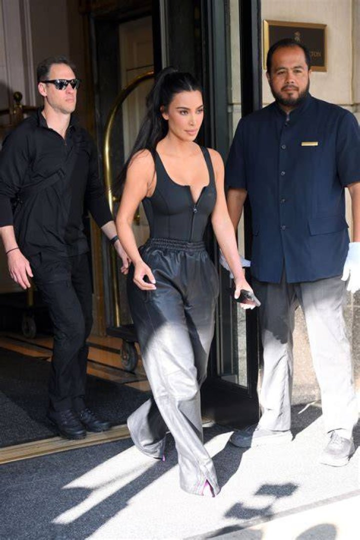 Kim Kardashian leaves a hotel and arrives at Dolce and Gabbana headquarters