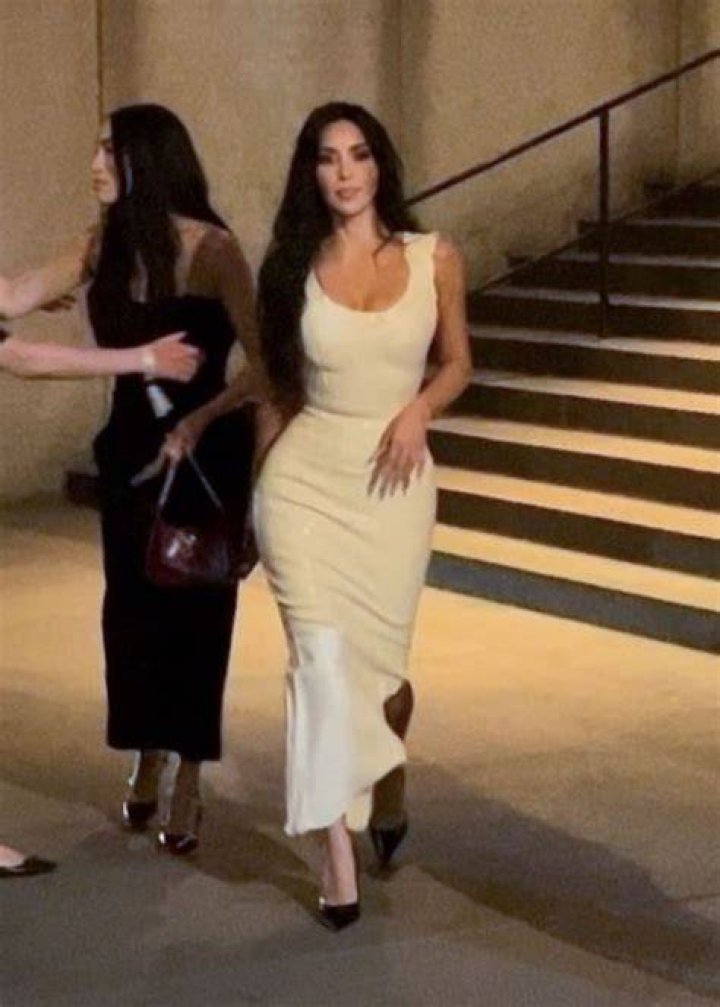 Kim Kardashian leaves dinner in Milan