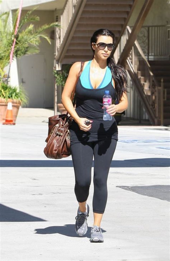 kim-kardashian-leaving-gym-april-9-ftr