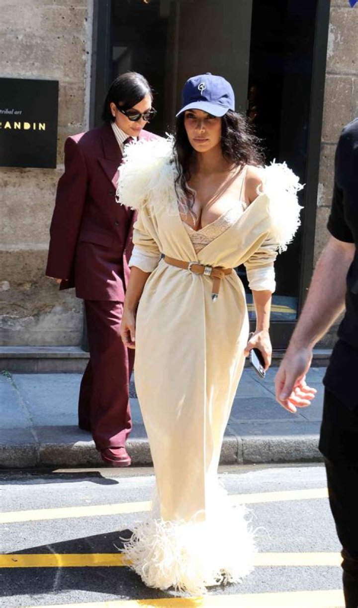 kim-kardashian-paris-may-21-ftr