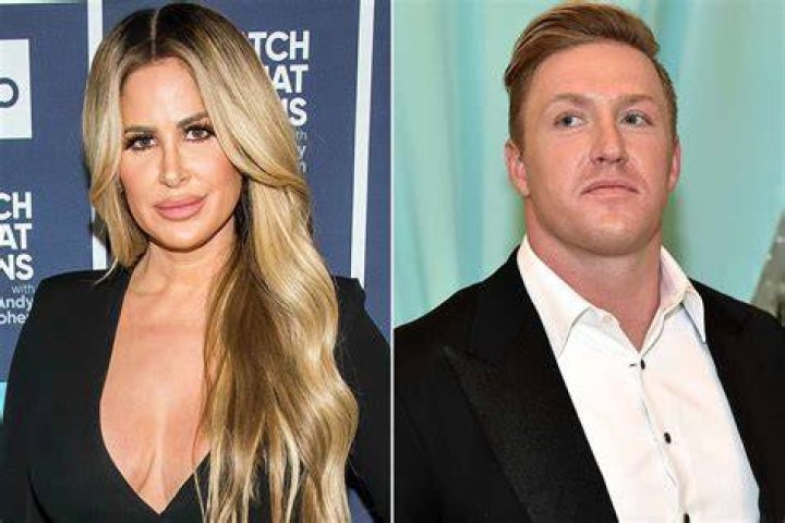 Kim Zolciak-Biermann, her husband Kroy Biermann and daughter Brielle Biermann were seen leaving dinner at 'Catch' Restaurant in Los Angeles, CA Pictured: Kim Zolciak-Biermann,Kroy Biermann,Brielle Biermann,Kim Zolciak-Biermann Kroy Biermann Brielle Biermann Ref: SPL1599529 101017 NON-EXCLUSIVE Picture by: SplashNews.com Splash News and Pictures Los Angeles: 310-821-2666 New York: 212-619-2666 London: 0207 644 7656 Milan: 02 4399 8577 World Rights, No United Kingdom Rights