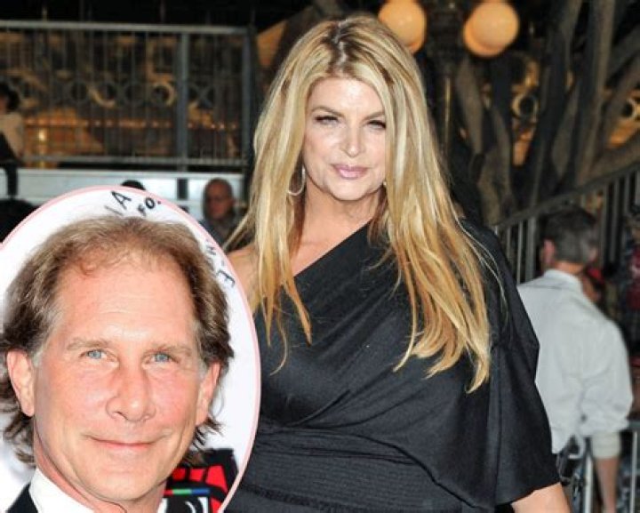 Kirstie Alley AND PARKER STEVENSONGolden Globe Awards, Los Angeles, America - 1991