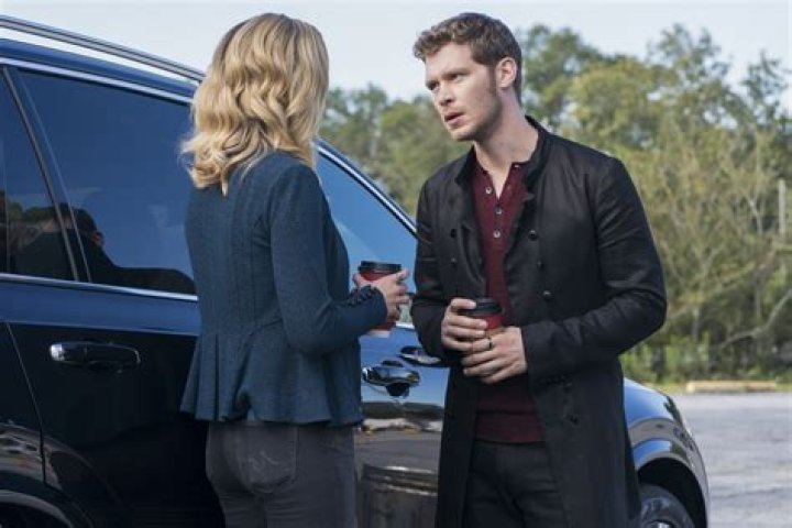 klaus-caroline-05