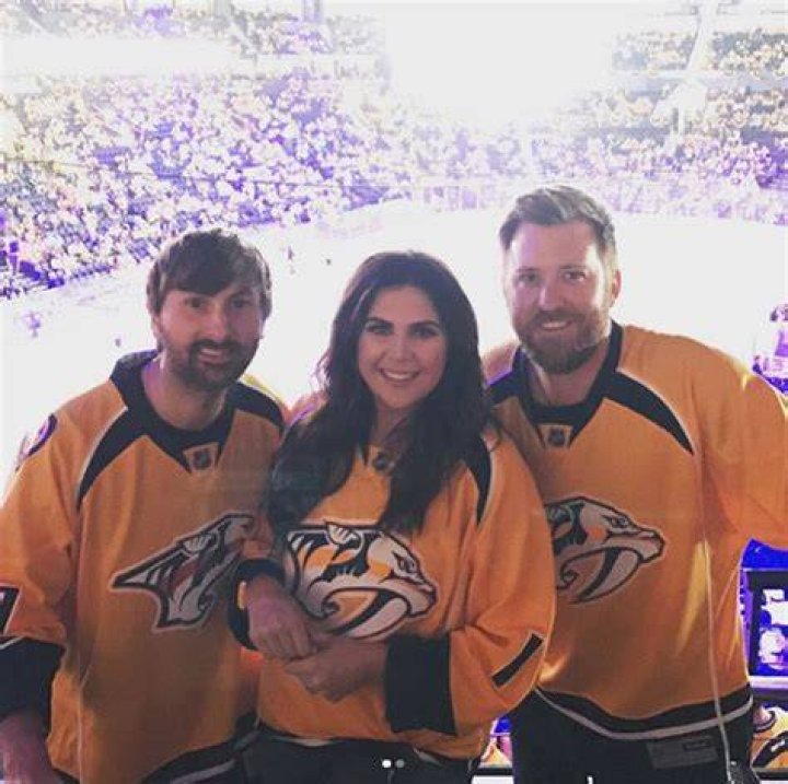 lady-antebellum-Nashville-Predators-Support