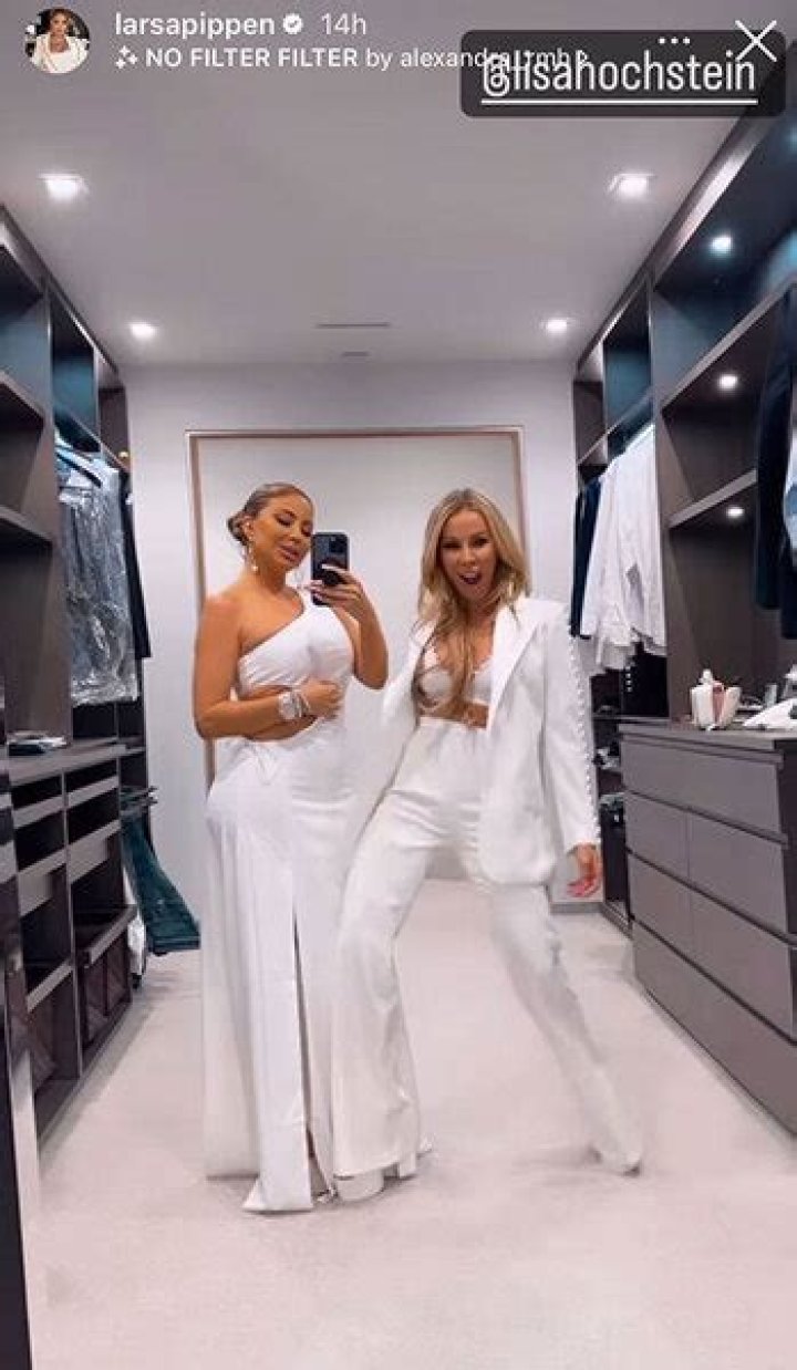 Larsa Pippen looks great in a mini black dress as she goes shopping