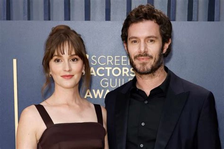 Leighton Meester and Adam Brody