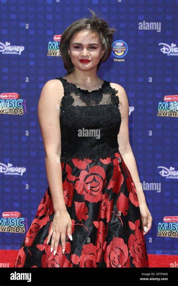 lela-brown-radio-disney-music-awards-2017