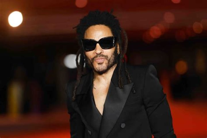 Lenny Kravitz 'American Woman' Video Shoot April 25, 1999: Lancaster, CA Lenny Kravitz 'American Woman' Video Shoot Photo by Don Raber &reg; Berliner Studio/BEImages
