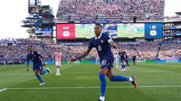 Les Bleus Battled Hard