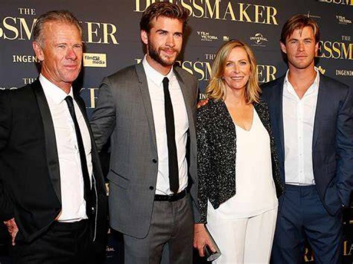 Liam Hemsworth Leonie Hemsworth