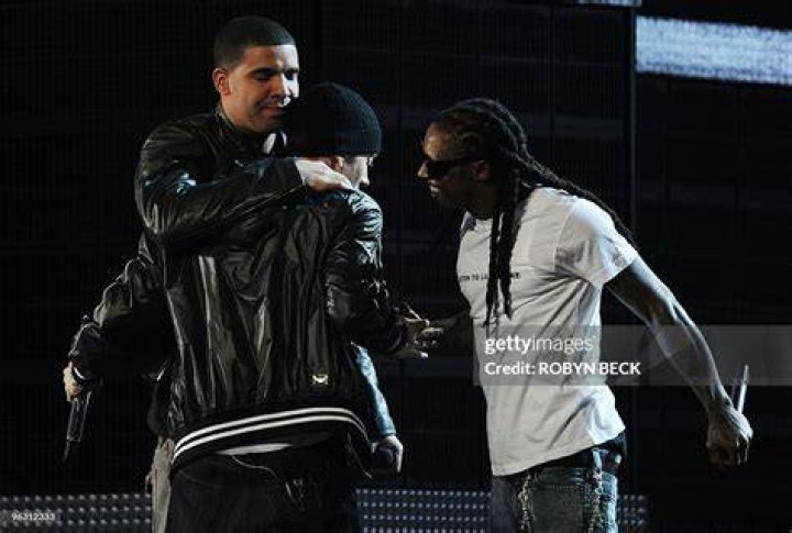 Lil Wayne Hangs with Drake & Eminem