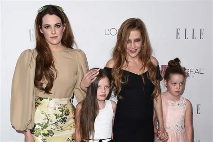 Lisa Marie Presley & Her Girls In 2017