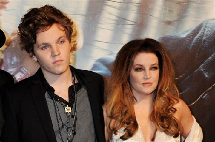 Lisa Marie Presley & Her Son In 2015
