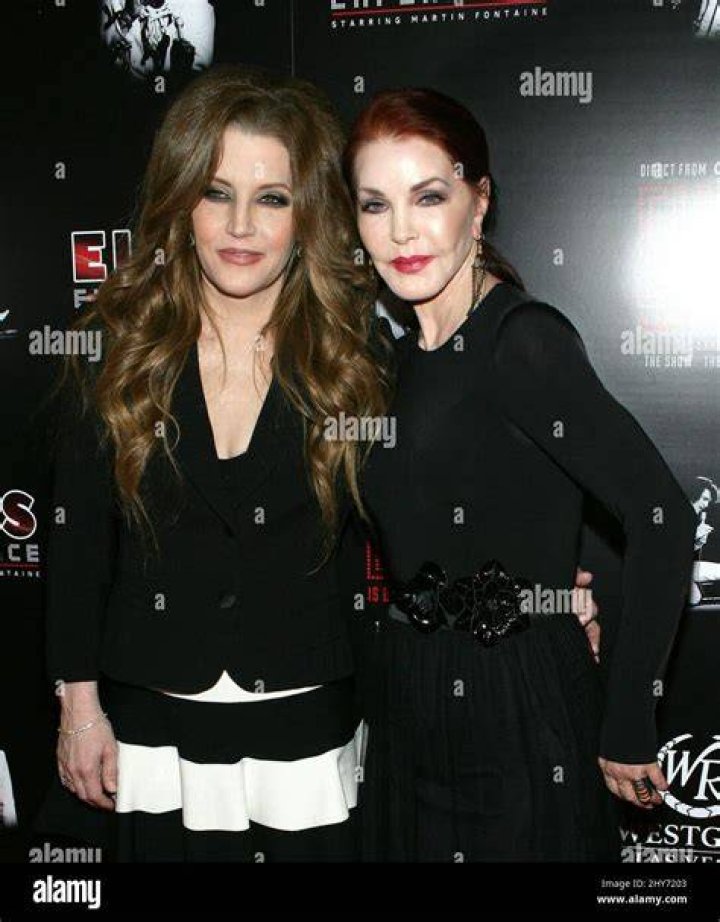 Lisa Marie & Priscilla Presley In 2006