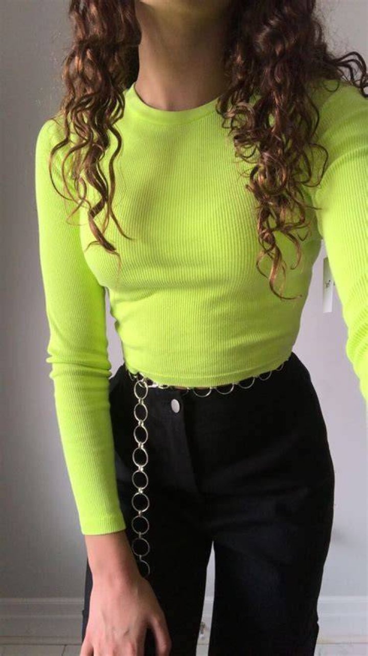 Long Sleeve Neon Tops To Wear While Running At Night