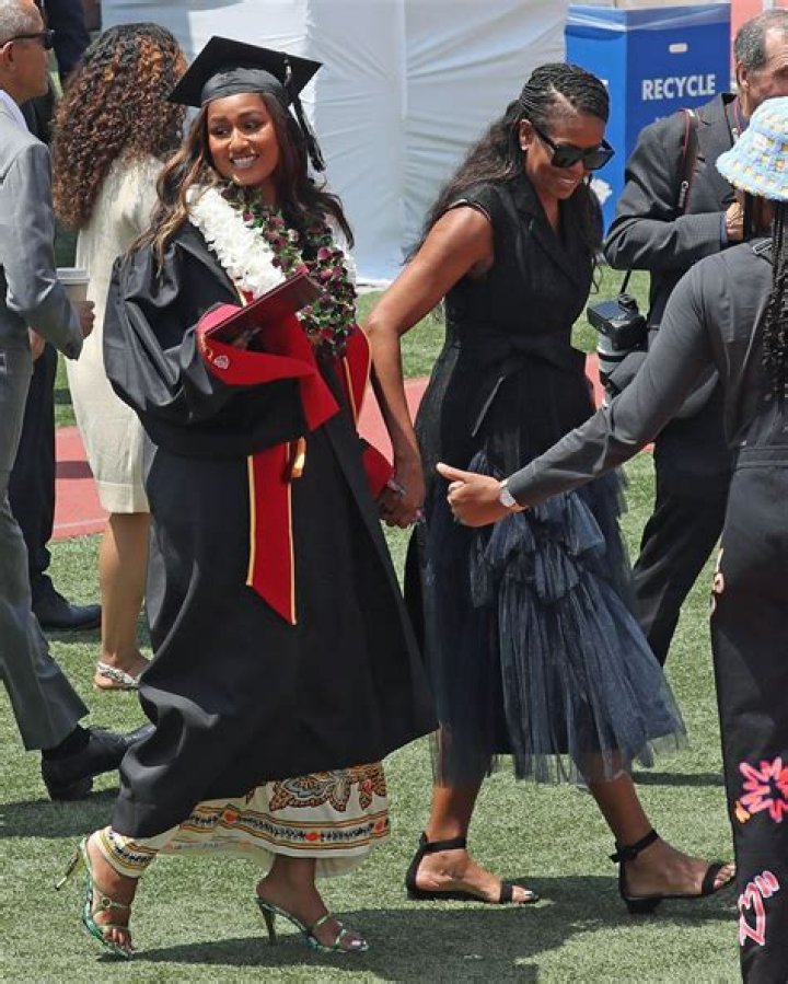 Los Angeles, CA - Sasha Obama graduates USC in front of proud parents Barack and Michelle, and sister Malia. Sasha was a Sociology major. Pictured: Sasha Obama BACKGRID USA 12 MAY 2023 BYLINE MUST READ: BACKGRID USA: +1 310 798 9111 / UK: +44 208 344 2007 / *UK Clients - Pictures Containing Children Please Pixelate Face Prior To Publication*