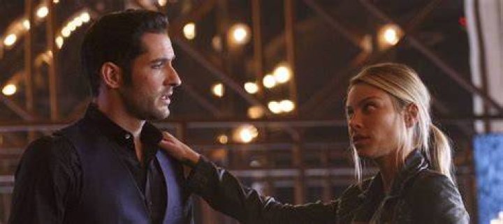 LUCIFER (L to R) LAUREN GERMAN as CHLOE DECKER and LESLEY-ANN BRANDT as MAZE in episode 501 of LUCIFER Cr. JOHN P. FLEENOR/NETFLIX &copy; 2020