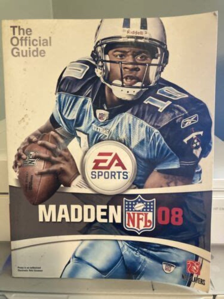 madden-08-vince-young-NFL-Stars-Hit-By-video-Game-Jinx
