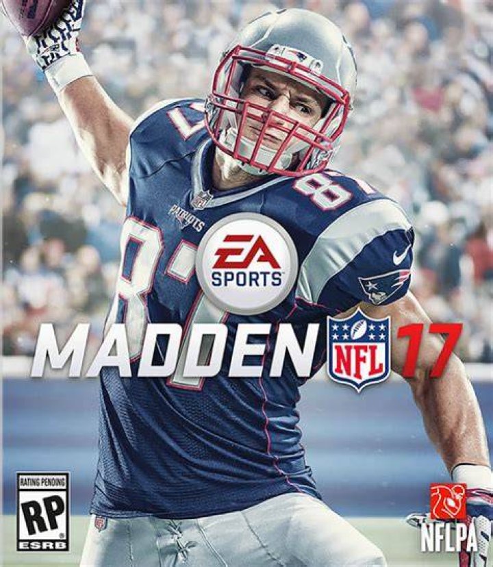 madden-17-Rob-gronkowski-NFL-Stars-Hit-By-video-Game-Jinx