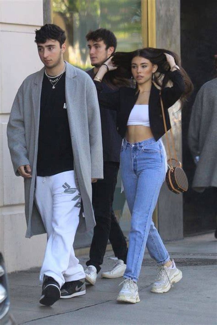madison beer zack bia