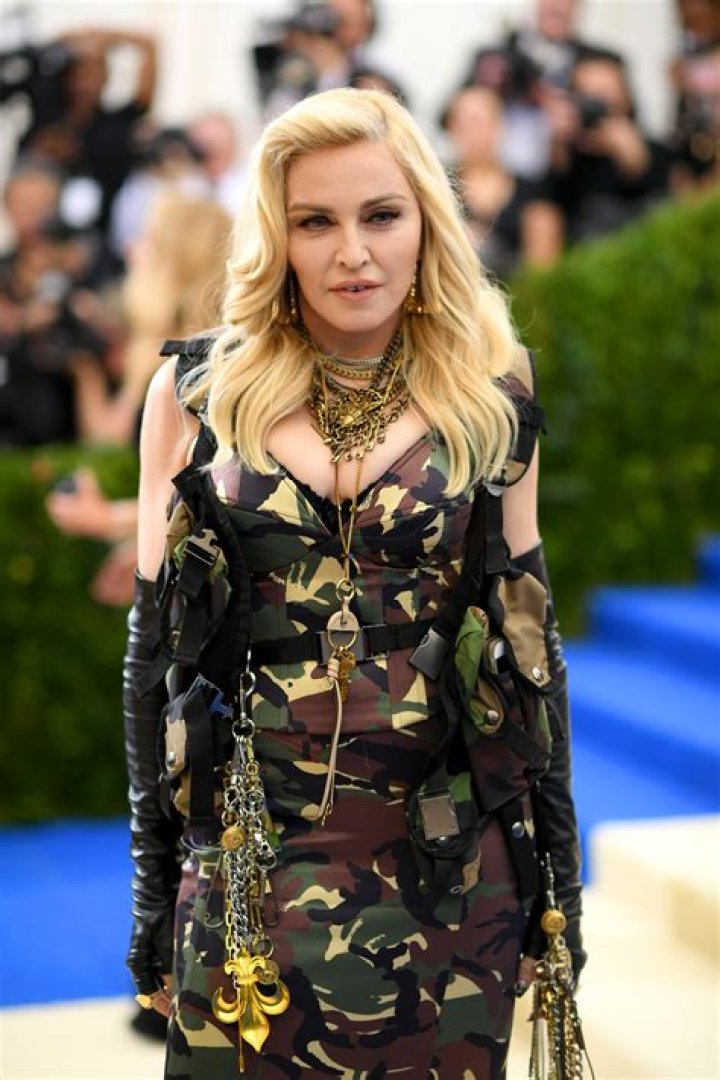 Madonna-met-gala-2017-beauty