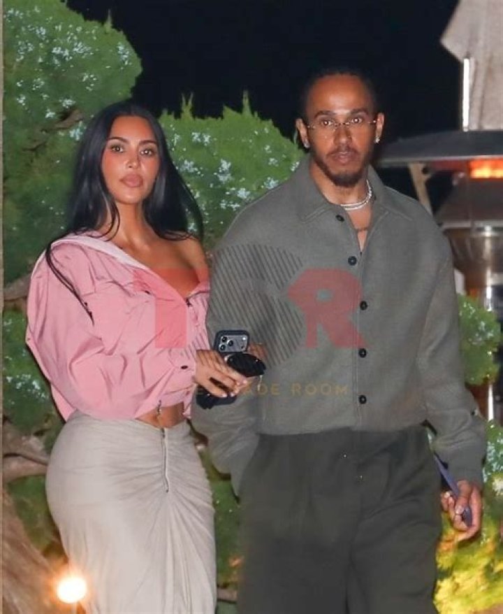 Malibu, CA - *EXCLUSIVE* - Kim Kardashian spotted in a bikini after filming KUWTK in Malibu. Shot on 08/26/2020 Pictured: Kim Kardashian BACKGRID USA 27 AUGUST 2020 USA: +1 310 798 9111 / UK: +44 208 344 2007 / *UK Clients - Pictures Containing Children Please Pixelate Face Prior To Publication*