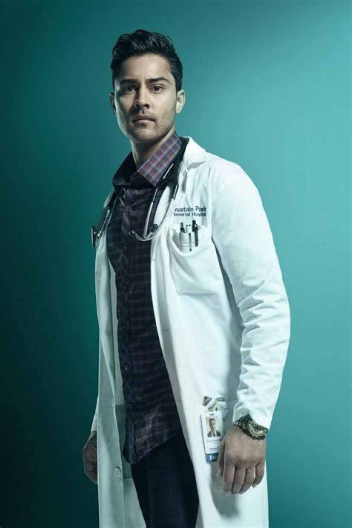 Manish Dayal In &lsquo;The Resident&rsquo;