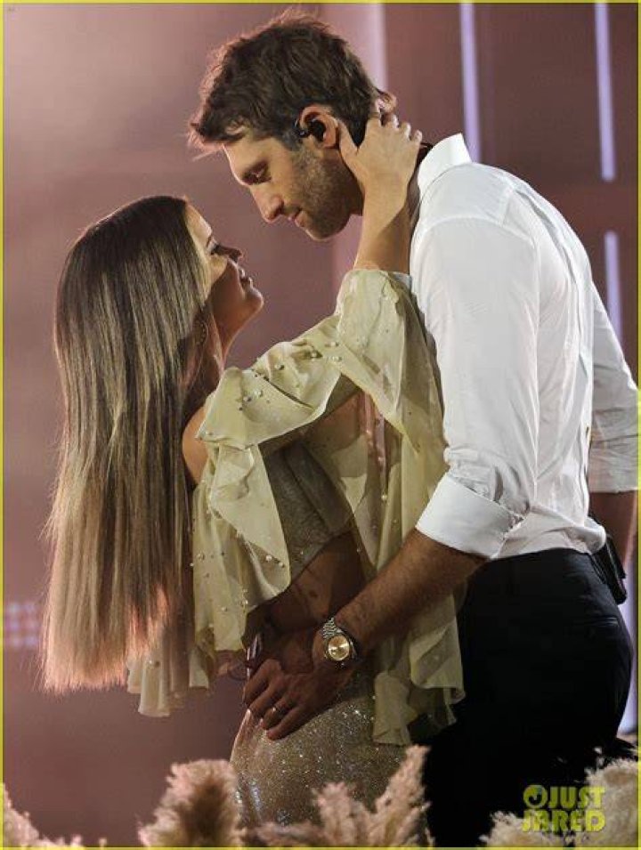 maren morris ryan hurd acm awards 2019