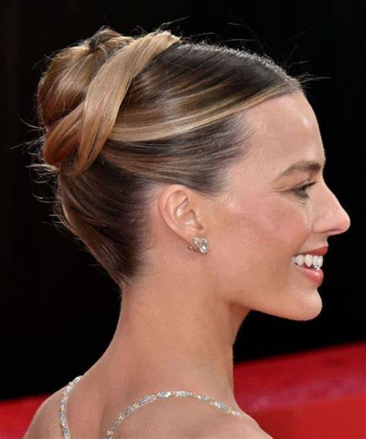 Margot Robbie at &lsquo;The View&rsquo;