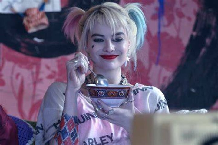 Margot Robbie&rsquo;s Best &lsquo;Birds Of Prey&rsquo; Press Tour Outfits