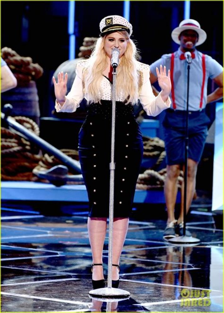 meghan-trainor-iheart-radio-performance-ftr
