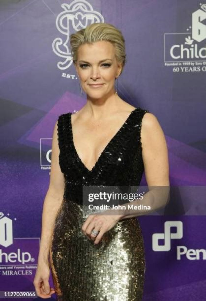 Megyn Kelly poses for a portrait in New York. Donald Trump is a guest on Kelly's first Fox network special, which airs May 17 Megyn Kelly Portrait Session, New York, USA