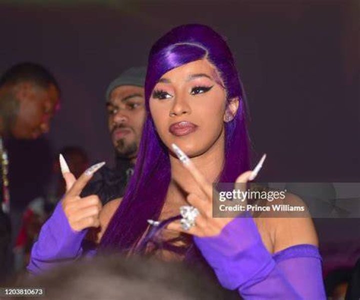 MIAMI, FLORIDA - FEBRUARY 01: Cardi B performs during the 2020 Vewtopia Music Festival at Marlin's Park in Miami, Florida. Photo: Alex Pesantes/imageSPACE/MediaPunch /IPX