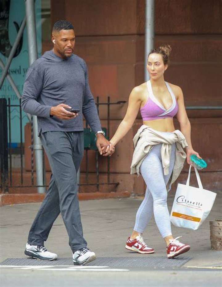 Michael Strahan, Kayla Quick