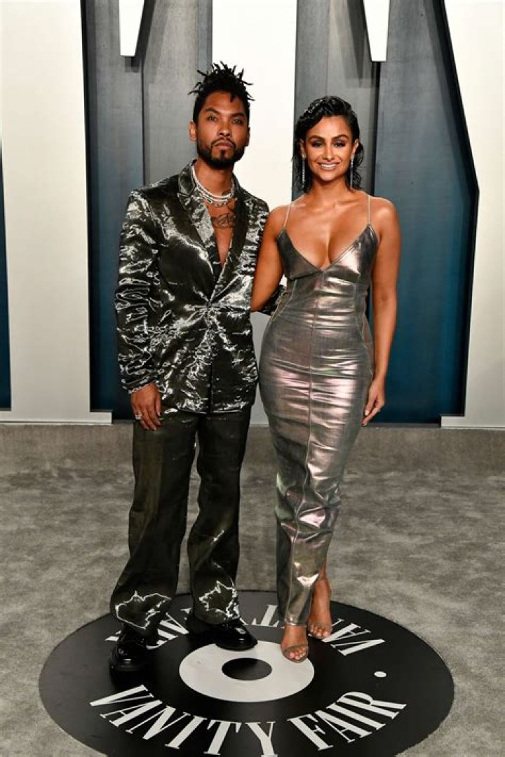 Miguel, Nazanin Mandi