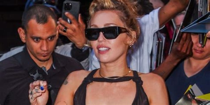 Miley Cyrus wears a sheer top when out and about with new girlfriend Kaitlynn Carter in New YorkPictured: Miley Cyrus,Kaitlynn CarterRef: SPL5114888 100919 NON-EXCLUSIVEPicture by: Jackson Lee / SplashNews.comSplash News and PicturesLos Angeles: 310-821-2666New York: 212-619-2666London: +44 (0)20 7644 7656Berlin: +49 175 3764 Rights, No Portugal Rights
