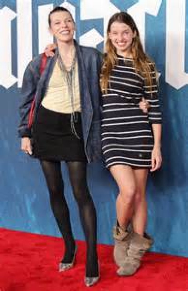 Milla Jovovich & Ever Anderson