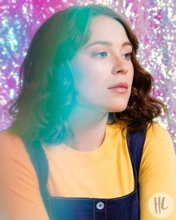 Mina Sundwall visits HollywoodLife&rsquo;s 2019 NYCC Portrait Studio