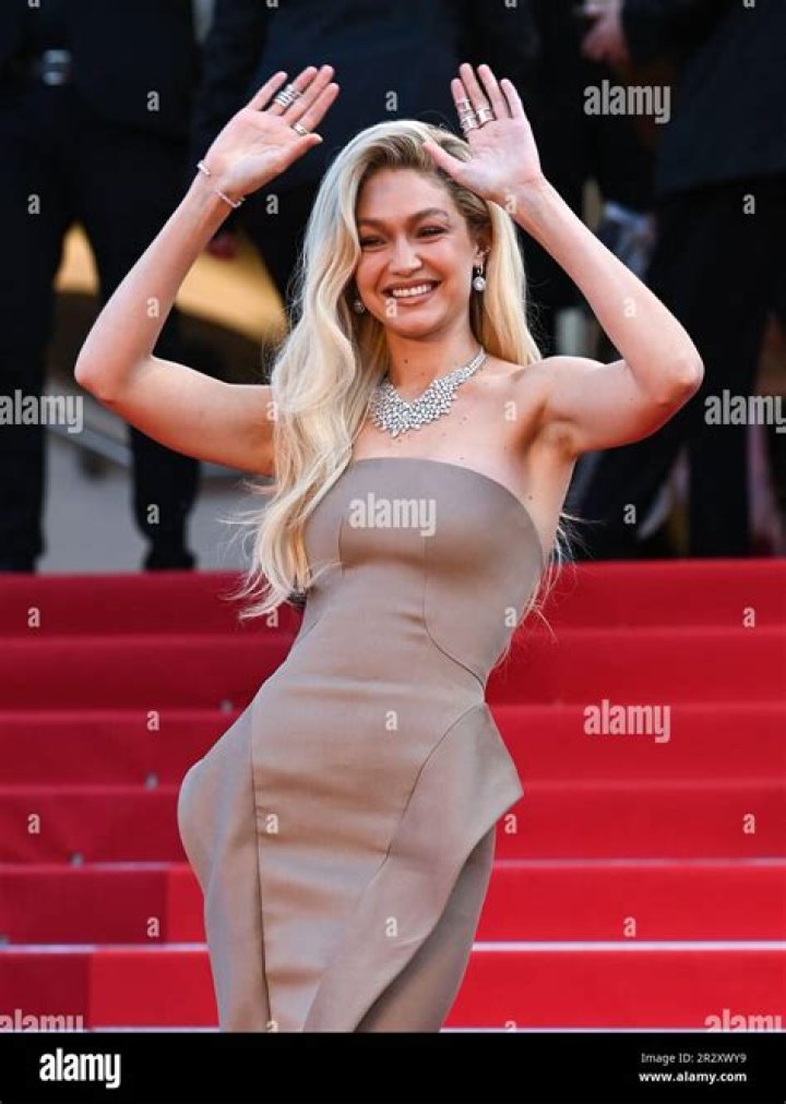 Model Gigi Hadid arriving at The US Open to attend the game between Serena Williams and Anett Kontaveit at the second round of US Open in New York City, NY, USA on August 31, 2022. Photo by Dylan Travis/ABACAPRESS.COM Pictured: Gigi Hadid Ref: SPL5336757 310822 NON-EXCLUSIVE Picture by: Dylan Travis/AbacaPress / SplashNews.com Splash News and Pictures USA: +1 310-525-5808 London: +44 (0)20 8126 1009 Berlin: +49 175 3764 166 United Arab Emirates Rights, Australia Rights, Bahrain Rights, Canada Rights, Greece Rights, India Rights, Israel Rights, South Korea Rights, New Zealand Rights, Qatar Rights, Saudi Arabia Rights, Singapore Rights, Thailand Rights, Taiwan Rights, United Kingdom Rights, United States of America Rights