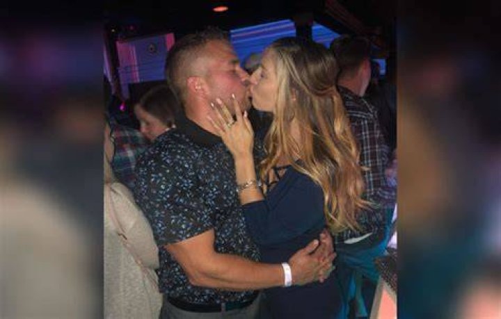 Nathan Griffith girlfriend kissing pic