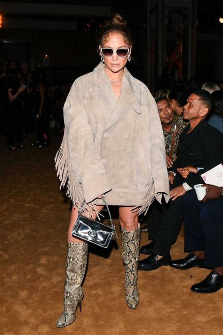 New York, NY - Jennifer Lopez & Alex Rodriguez arrive to Ulta Beauty for a perfume launch party this evening. J-Lo stuns in an all-white look for her outing. Pictured: Jennifer Lopez, Alex Rodriguez BACKGRID USA 26 SEPTEMBER 2019 BYLINE MUST READ: BlayzenPhotos / BACKGRID USA: +1 310 798 9111 / UK: +44 208 344 2007 / *UK Clients - Pictures Containing Children Please Pixelate Face Prior To Publication*