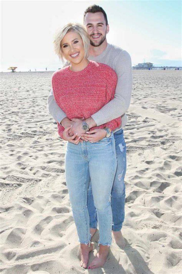 Nic Kerdiles, Savannah Chrisley