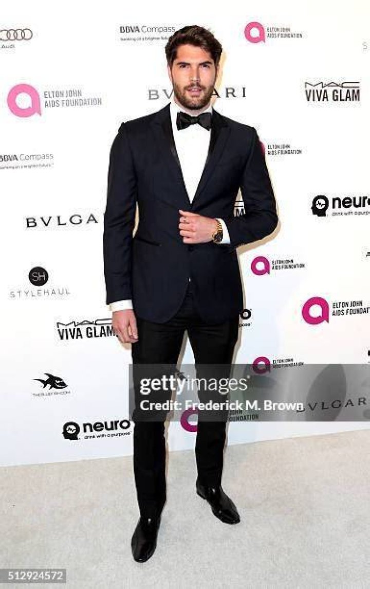 Nick-Bateman-elton-john-oscars-after-party-2016